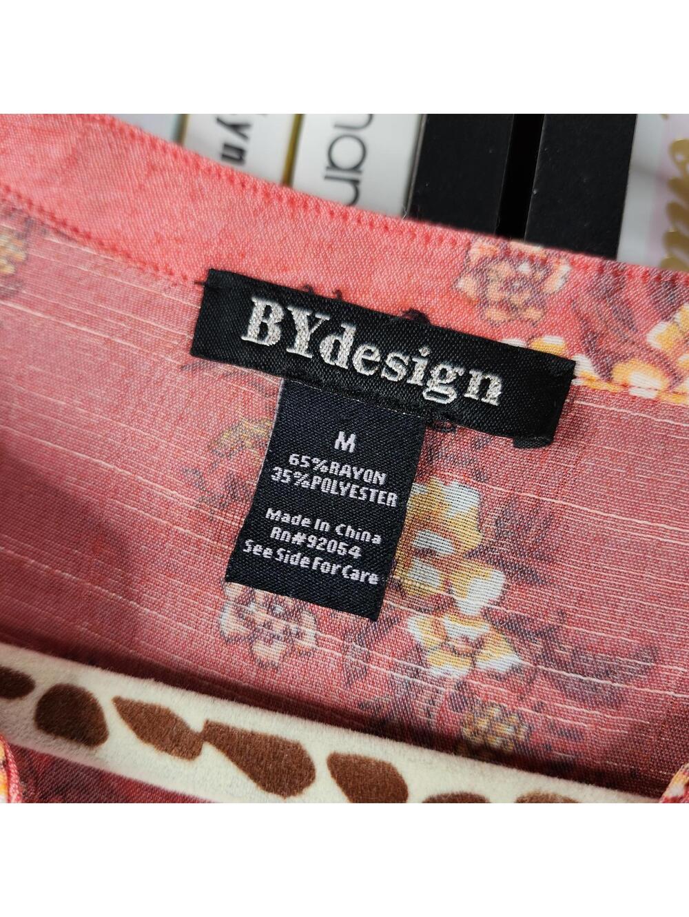BYdesign Pink Floral Button Front Blouse Medium Like New Rayon Top - Picture 2 of 4